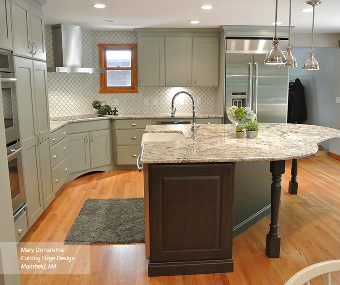 Open Kitchen Design with Dry Bar Area